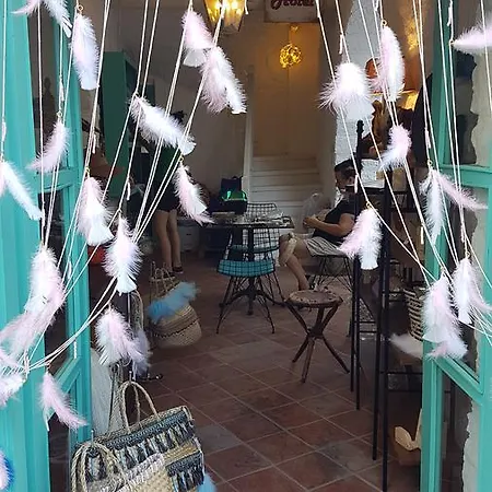 Ice Cloud Butik Oda ve Kahvaltı